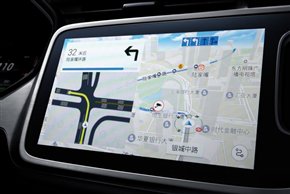 C:\Users\Administrator\Desktop\杨婷婷\瑞虎8媒体资料夹20180423\02瑞虎8车型图片\官图\9吋视网膜级高清触控电容大屏.jpeg